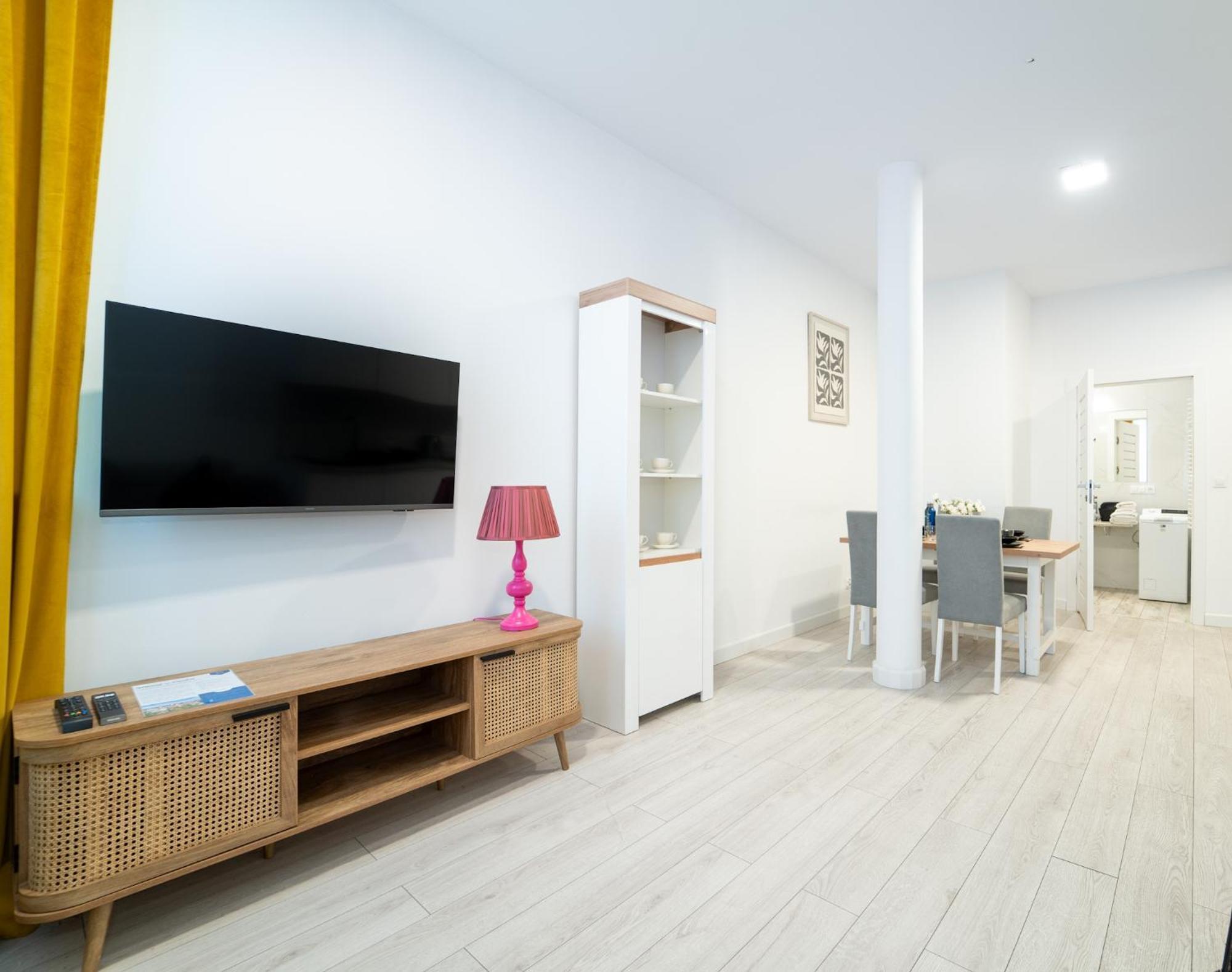 Reymonta 22 Apartamenty Opole Esterno foto
