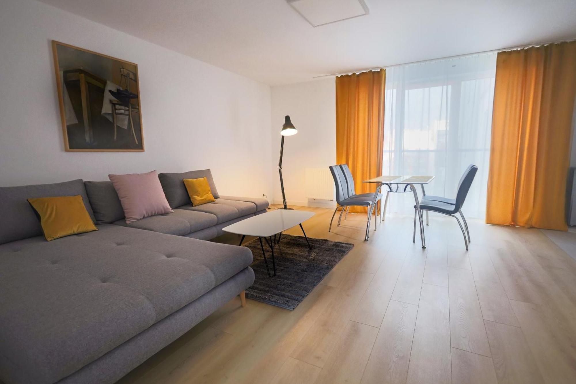 Reymonta 22 Apartamenty Opole Esterno foto